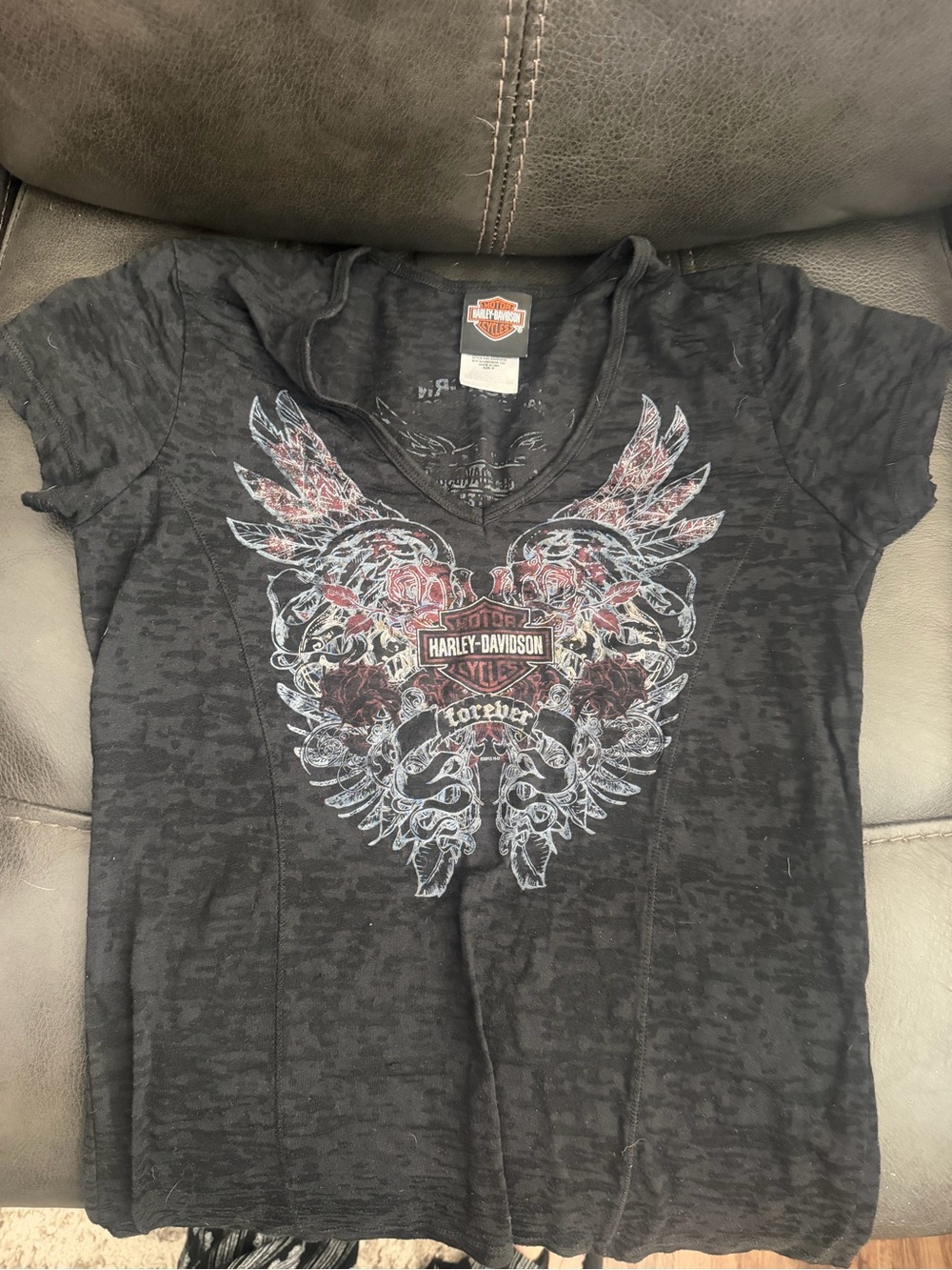 Harley-Davidson Black V‑Neck Short Sleeve Tee with Wing Graphic